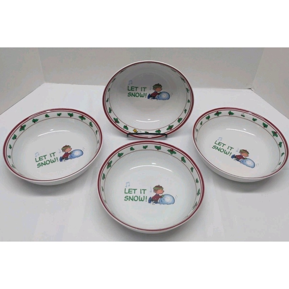 Peanuts Charles Schulz Christmas Carols Dinnerware Set of 4 Bowls Gibson